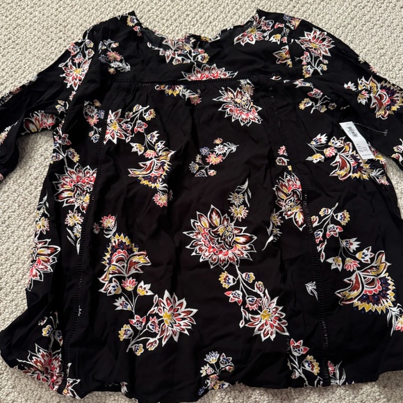NWT: old navy plus size top - Picture 1 of 7
